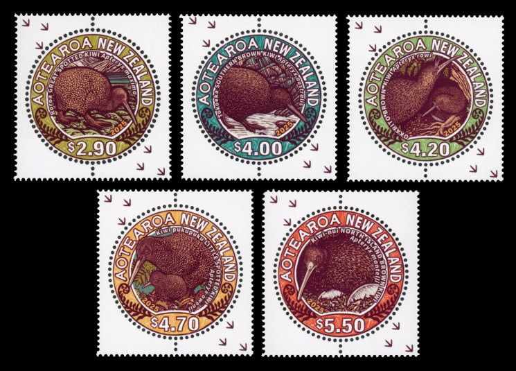 2025 Новая Зеландия 4180-4184 Фауна. Птицы киви